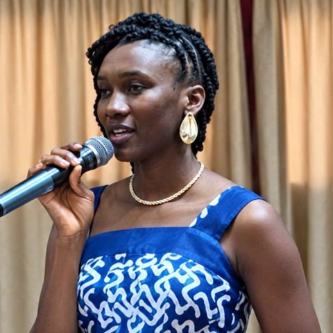 Visages de la gouvernance : Mme Mazon Jennifer L. ZOBO, Chargée de Communication et Visibilité